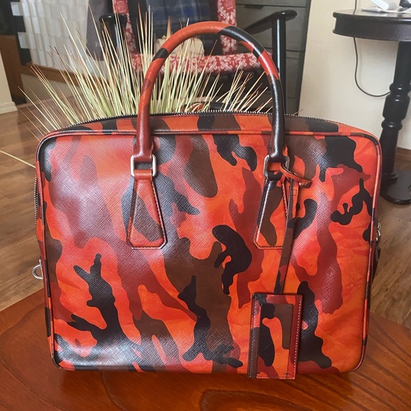 Prada suitcase/document bag - Picture 2 of 16